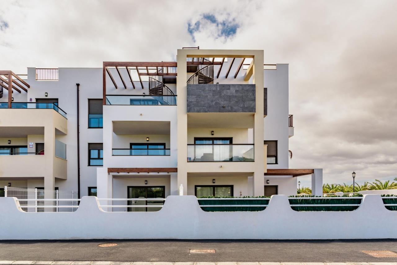 Modern Apartment In Residential Complex With Pools Costa De Antigua Exterior foto